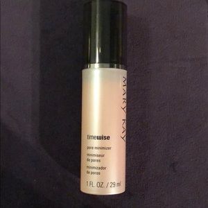 MaryKay Timewise Pore Minimizer NEW